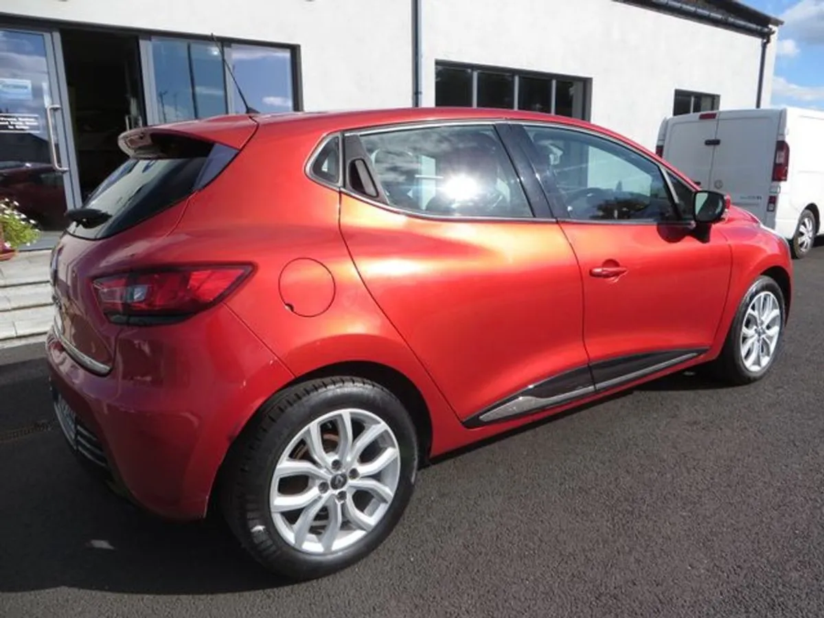 Renault Clio Dynamique NAV 1.2 Petr 4DR - Image 3