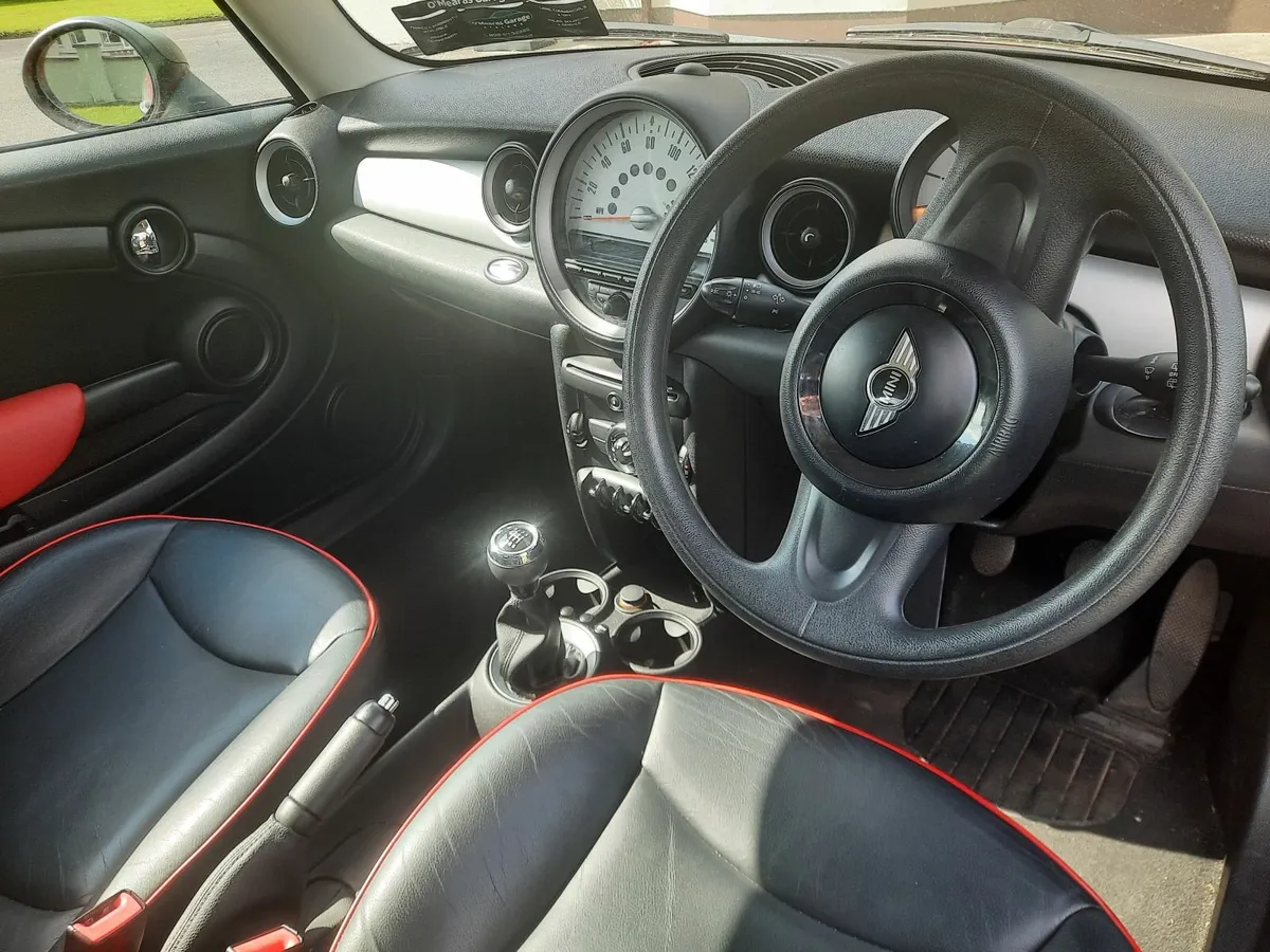 Mini First 2011 - Image 4