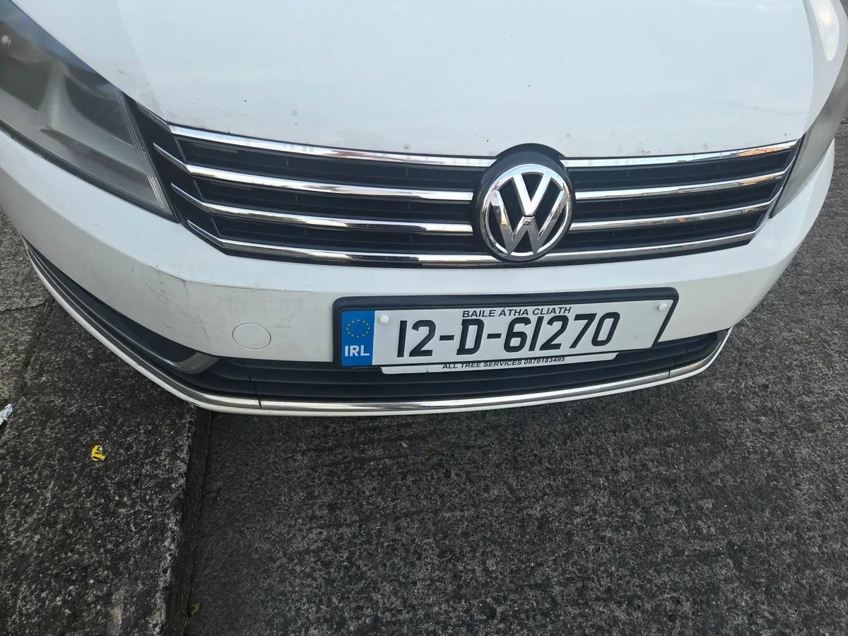Volkswagen Passat 2012 - Image 3
