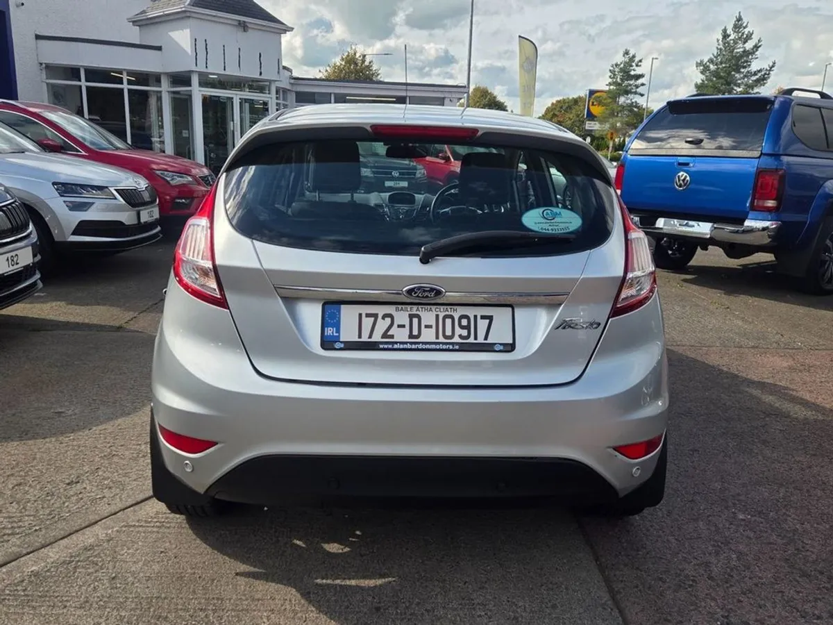Ford Fiesta MCA Titanium 1.5 75ps M5 4DR - Image 4