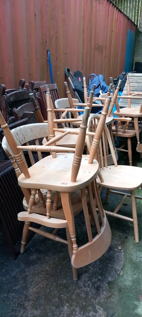 Kitchen chairs - Image 2
