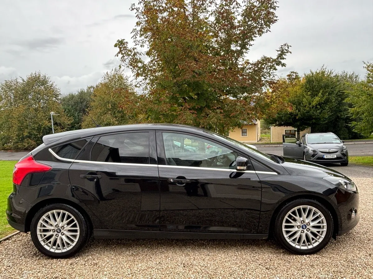 2014 ford focus 1.0 Ecoboost NAV - Image 2