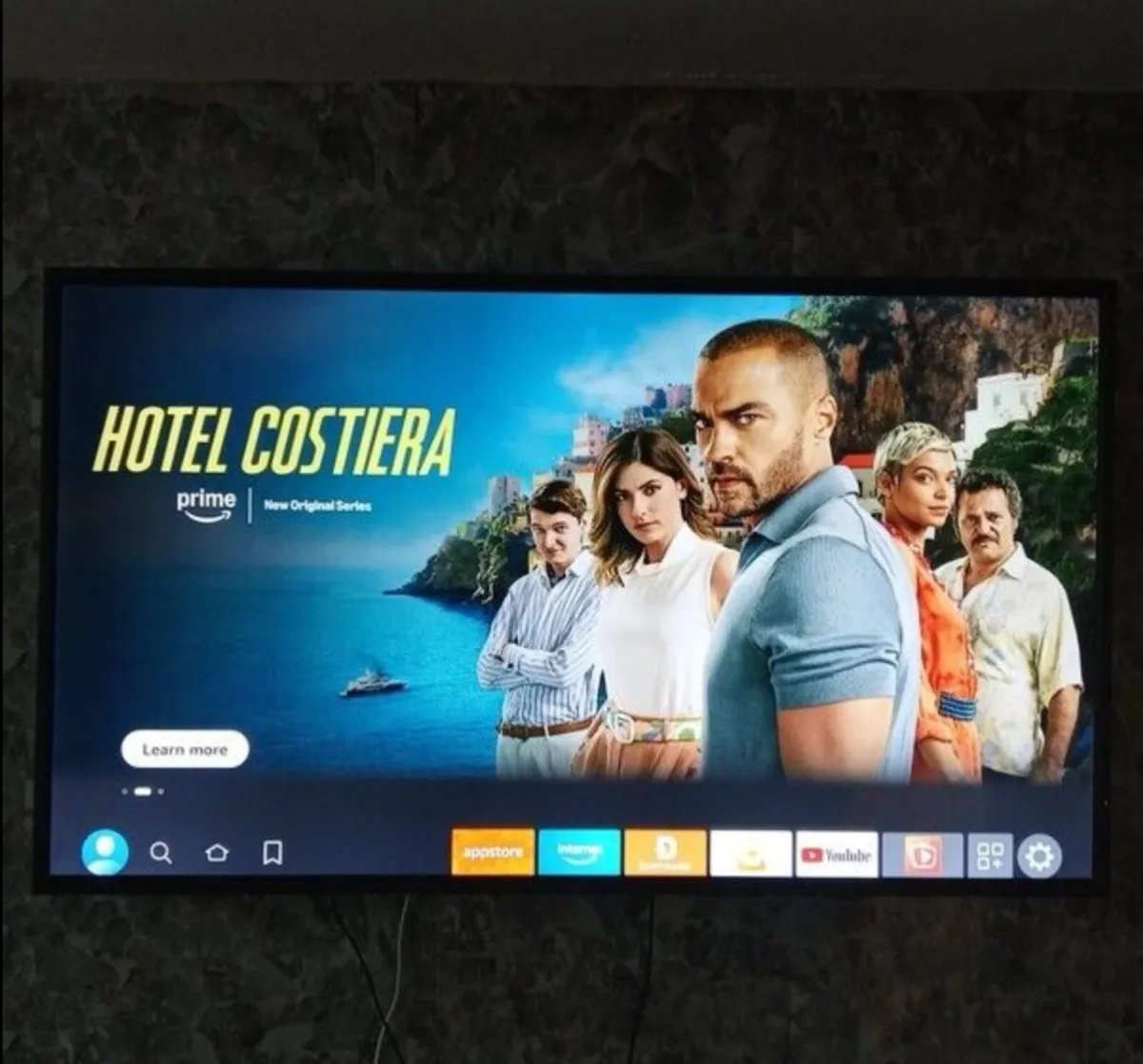 70 inch tv - Image 2
