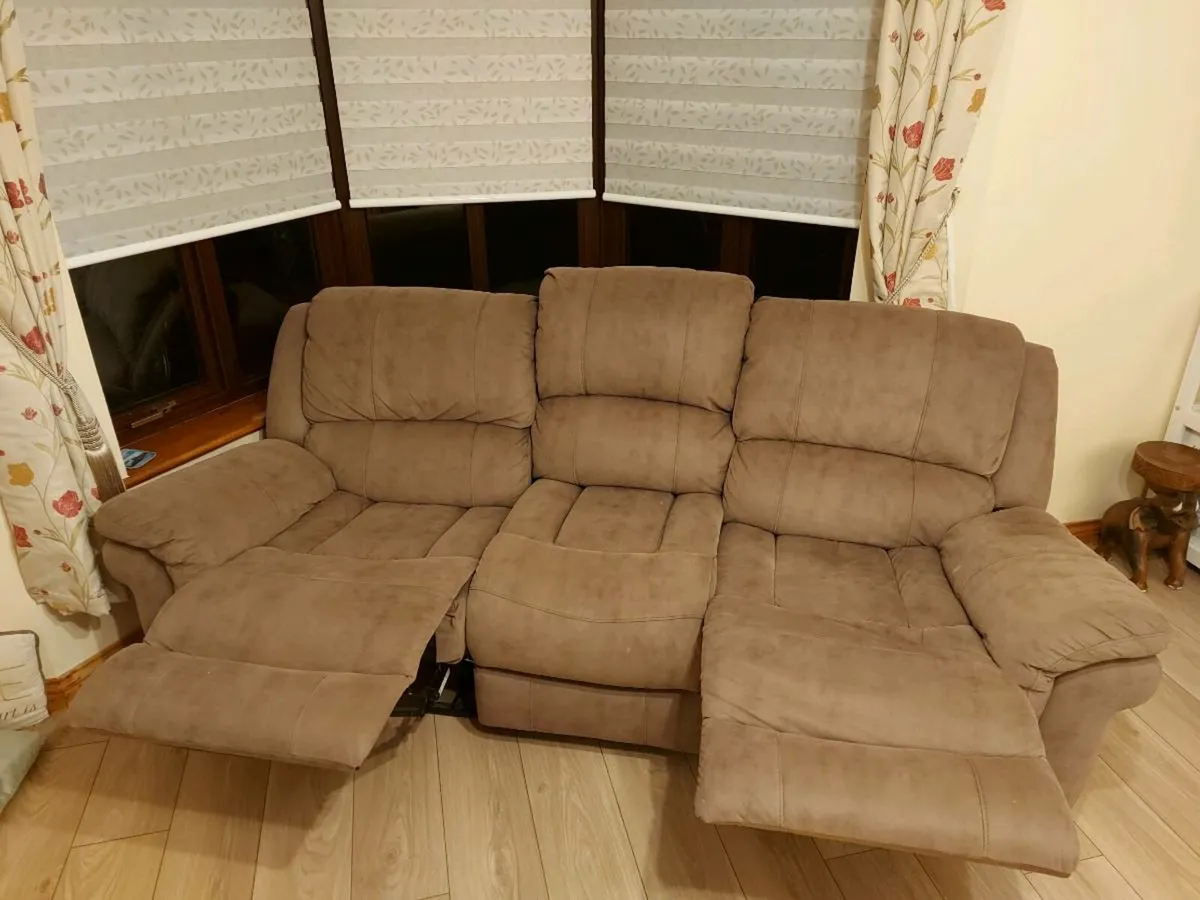 Sofa recliner - Image 2