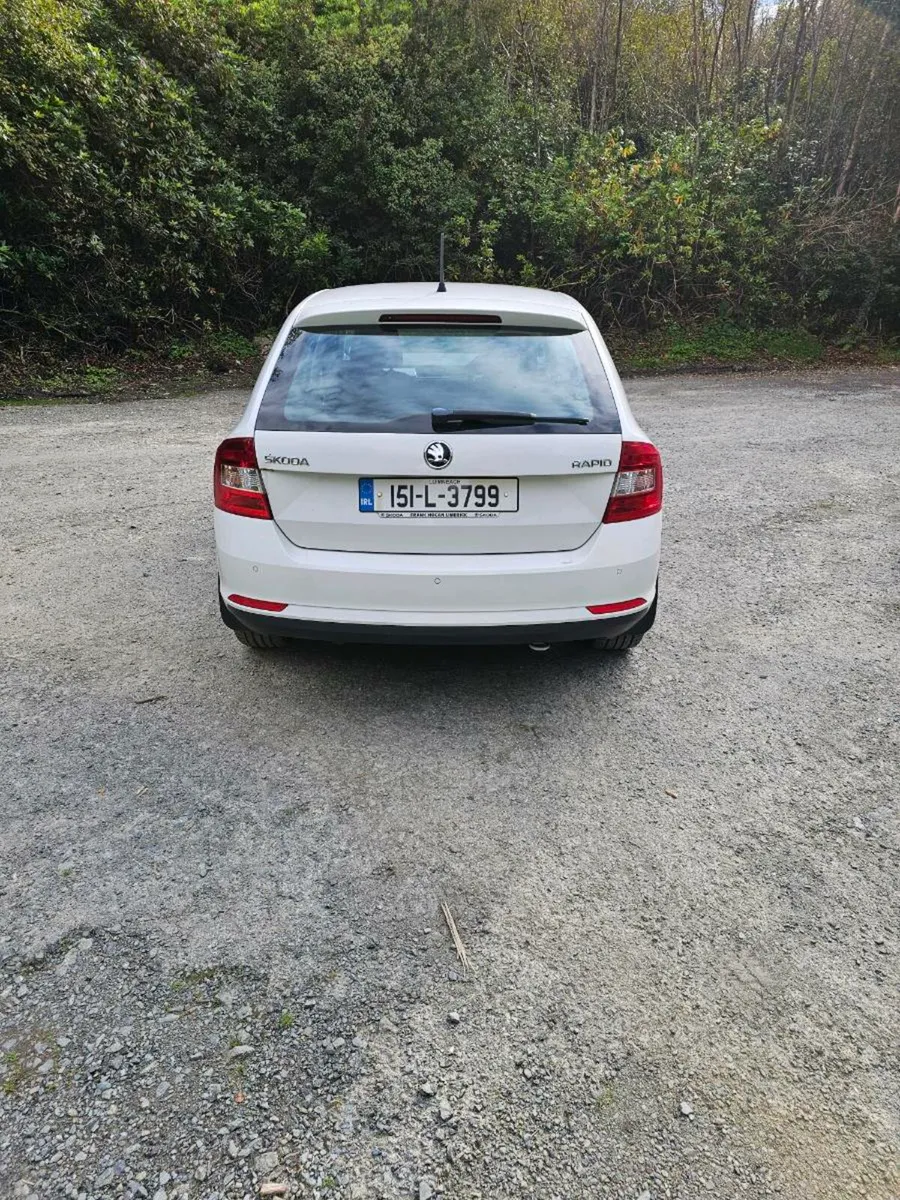 Skoda Rapid - Image 3