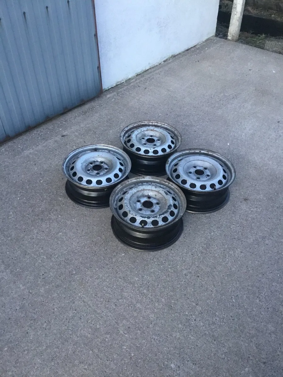 Rims for WV Caddy