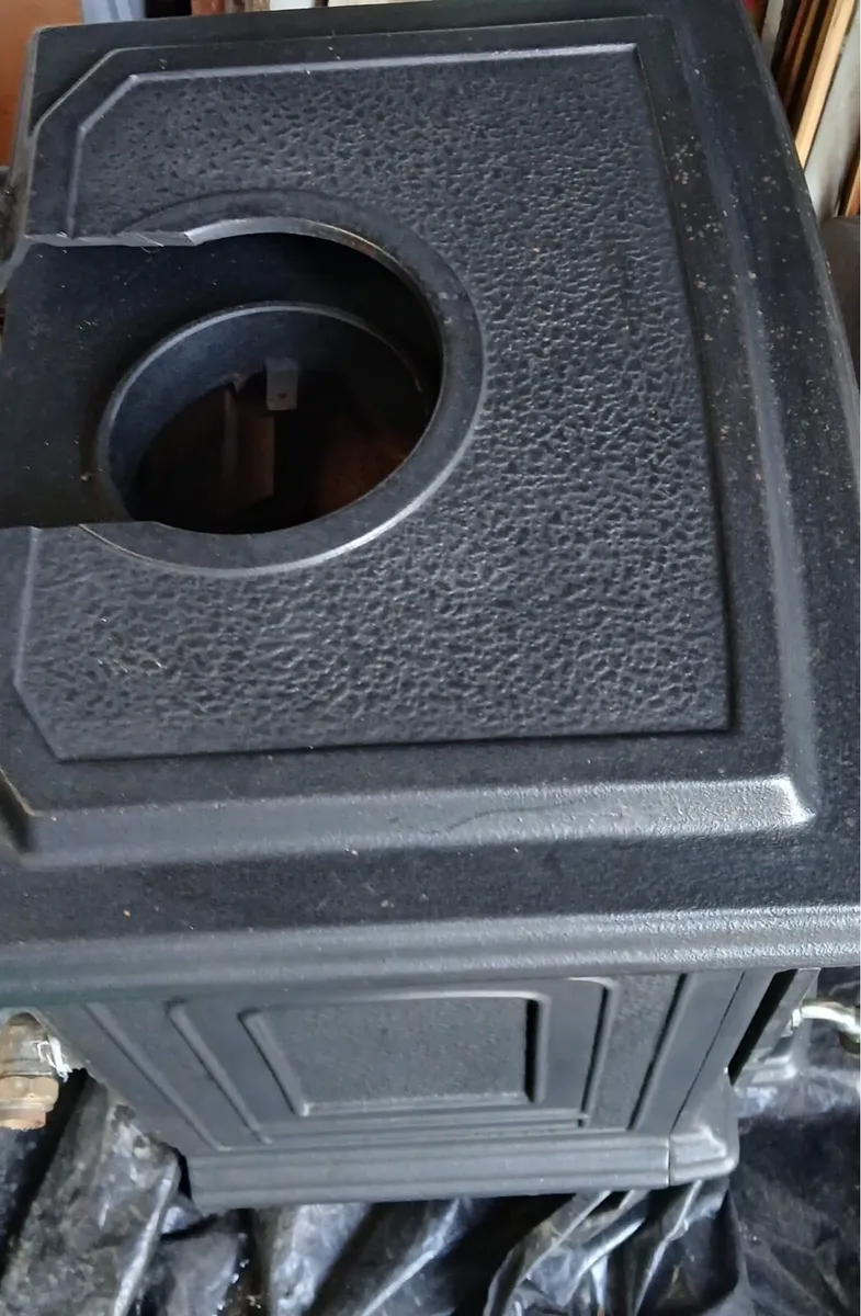 Stanley Tara 8kw solid fuel stove - Image 4