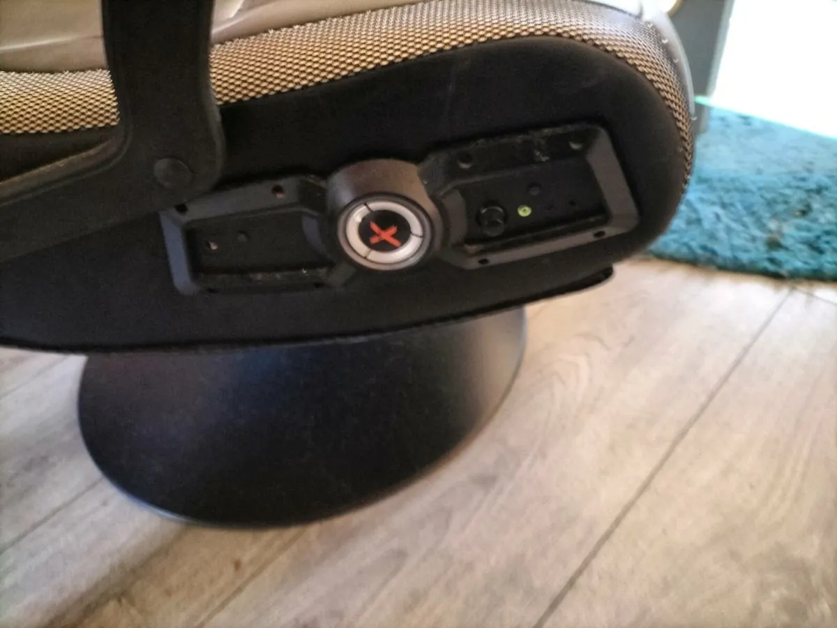 Gamer chair - Image 2