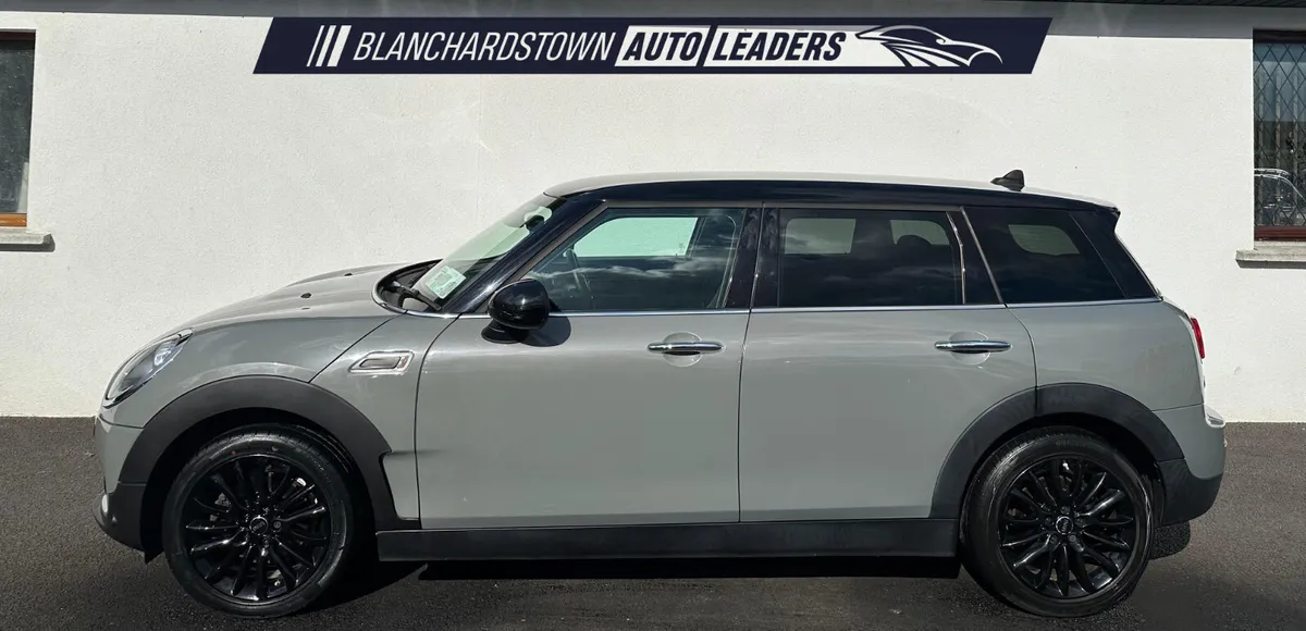 (172) MINI CLUBMAN 1.5 COOPER 136 BHP LOW KM NAV - Image 2