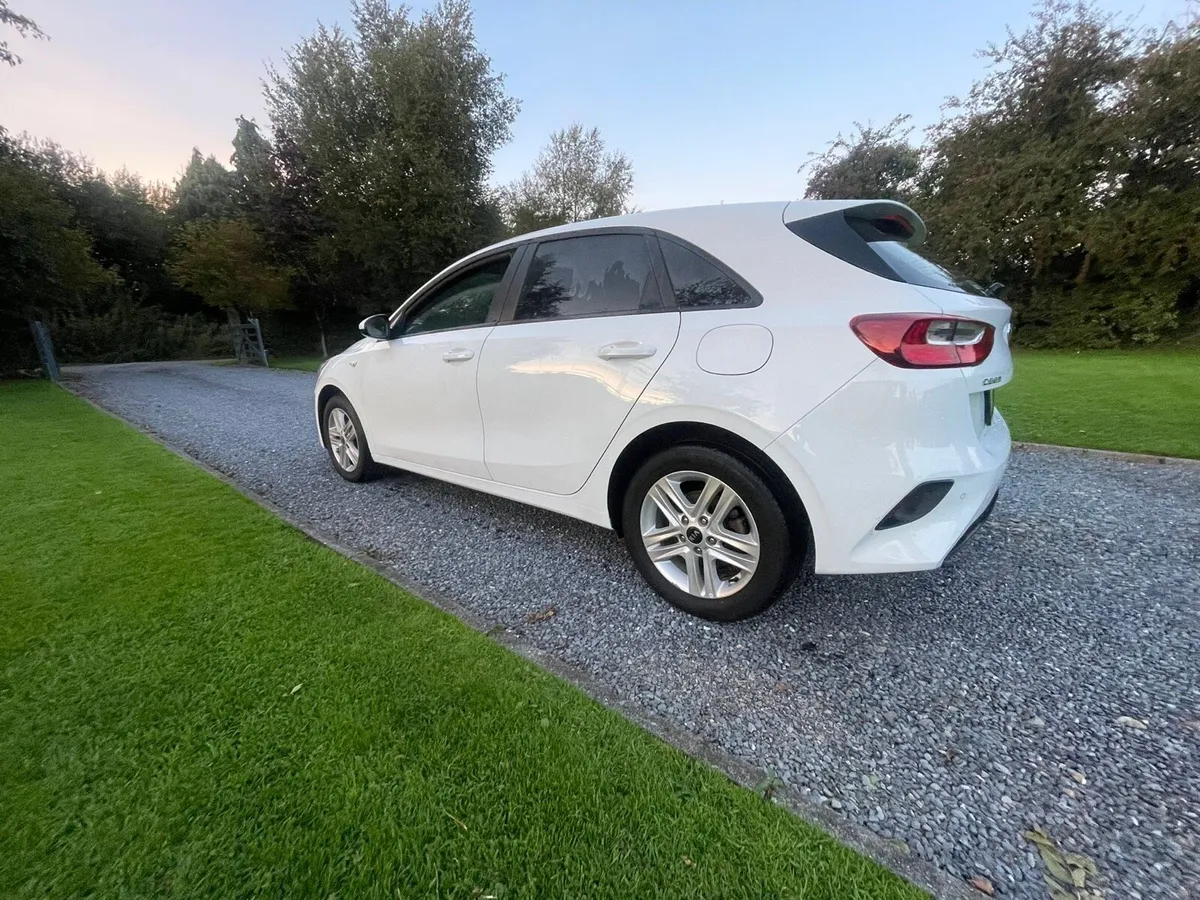 Kia Ceed - Image 2