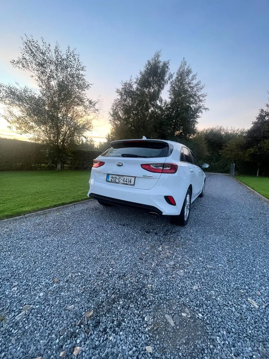 Kia Ceed - Image 4