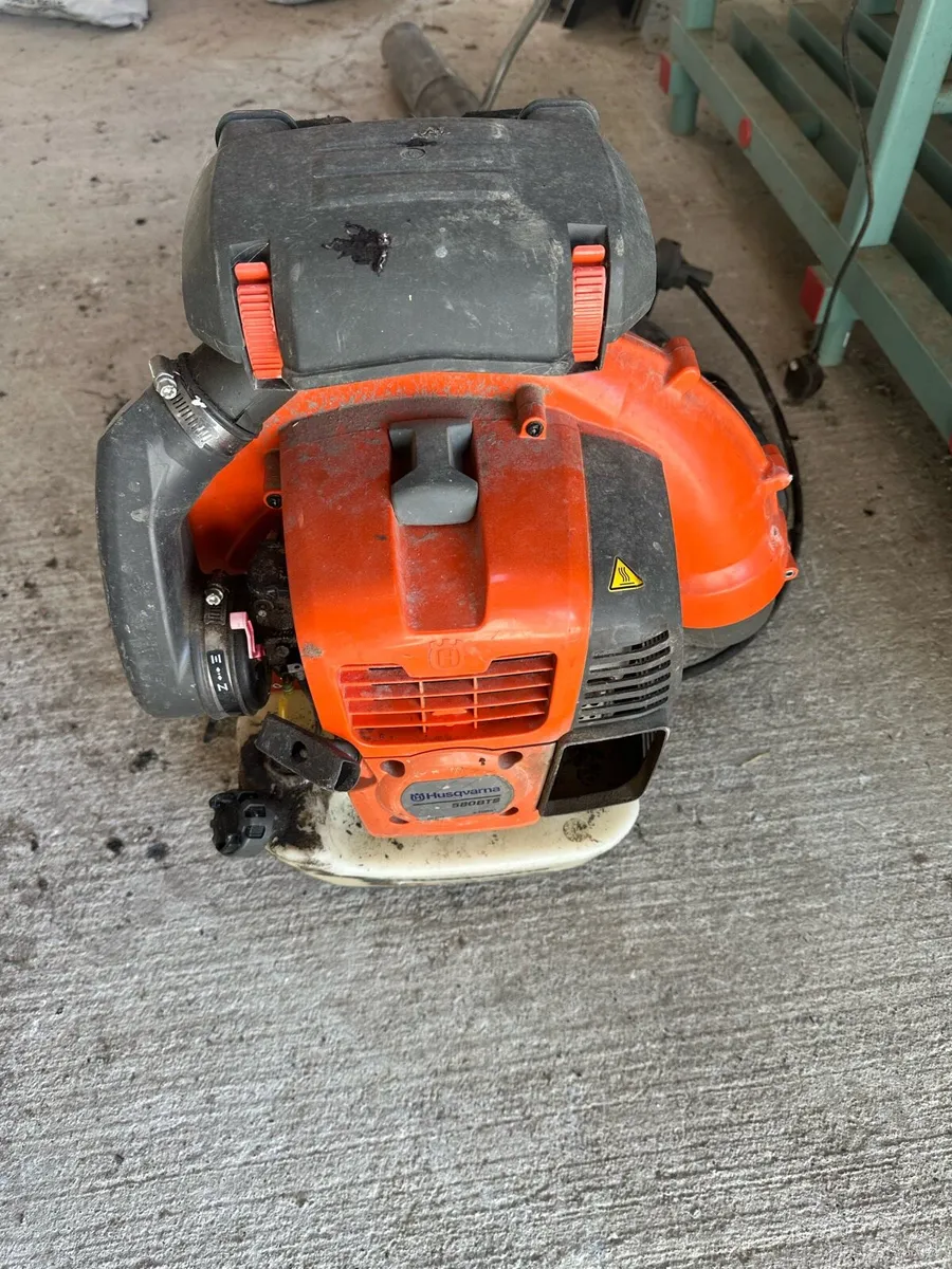 Husqvarna 580 leaf blower like new - Image 2