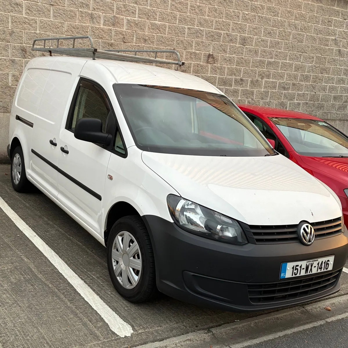VW Caddy Maxi 2015 LOW KMS TAX 12/25 DOE 02/26 - Image 1