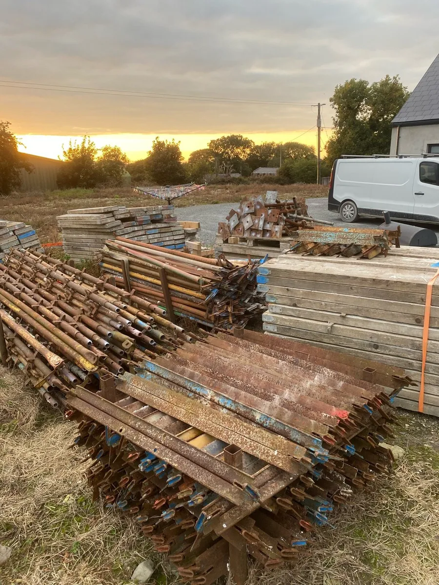 Scaffolding for sale - Image 3