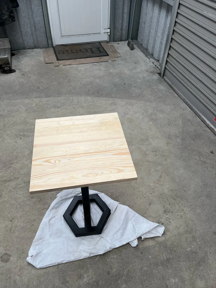 Light stand - Image 4