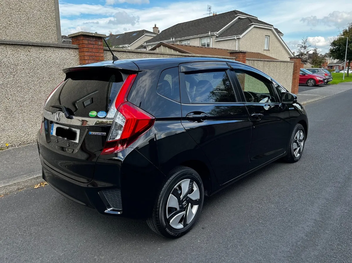 Honda Fit 2015 - Image 4