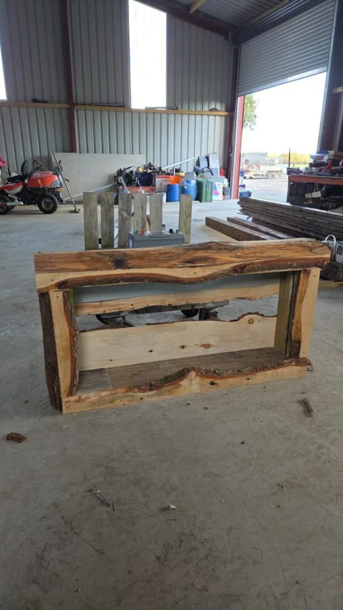Log holder - Image 2