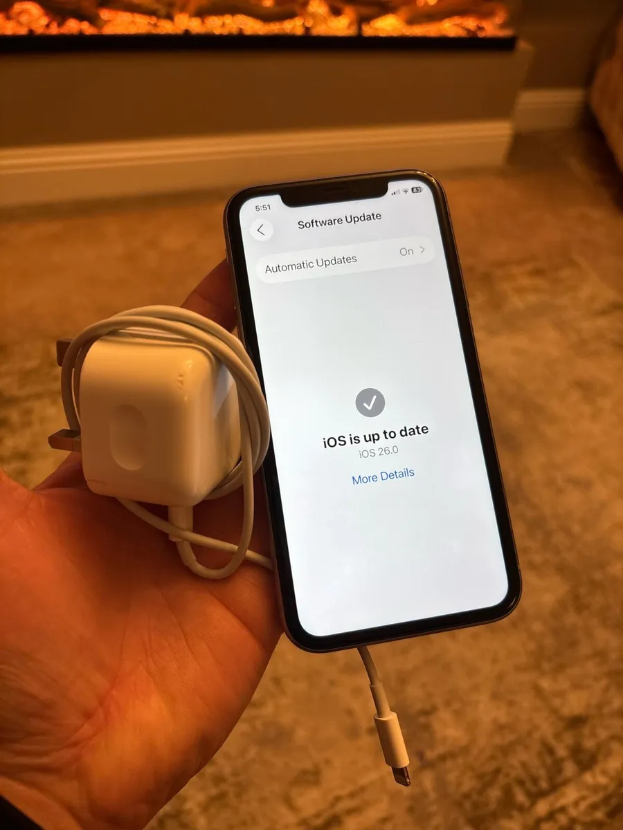 iPhone 11 sim free 64GB mint condition - Image 1