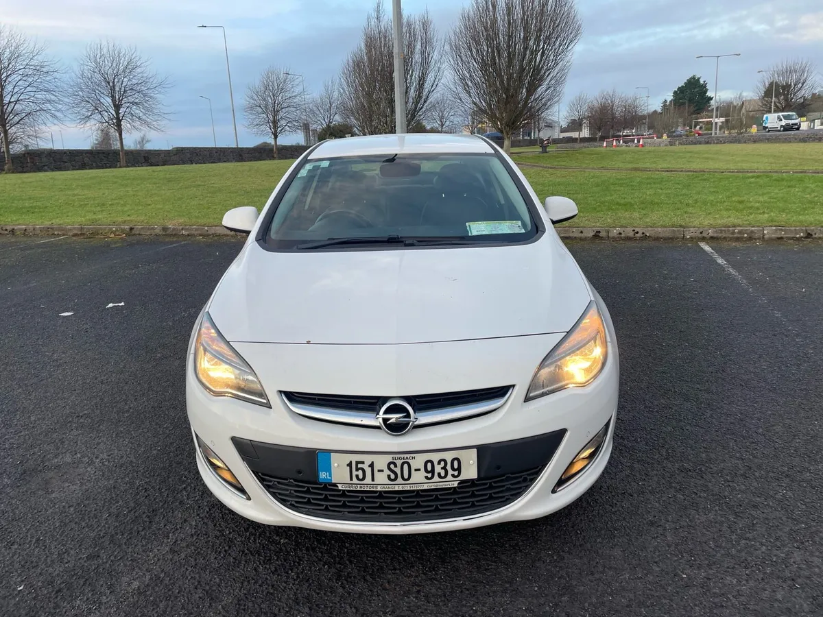 2015 1.6 diesel Opel Astra new NCT 6/26low KMS - Image 2