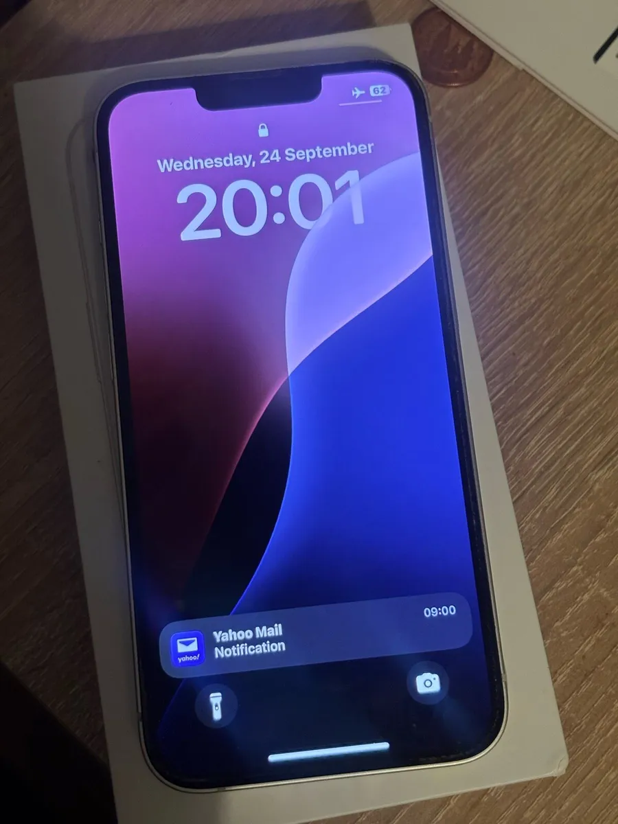 iPhone 13 - Image 1