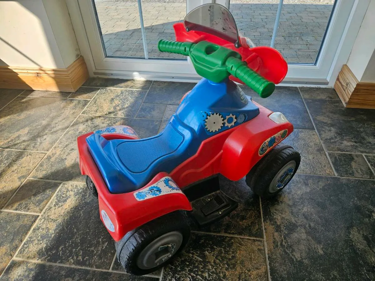 Kid battery ride on quad - Image 2