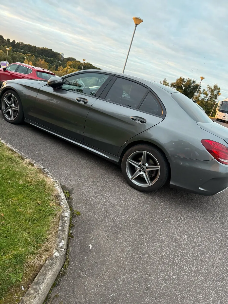 Mercedes C250d AMG - Image 3