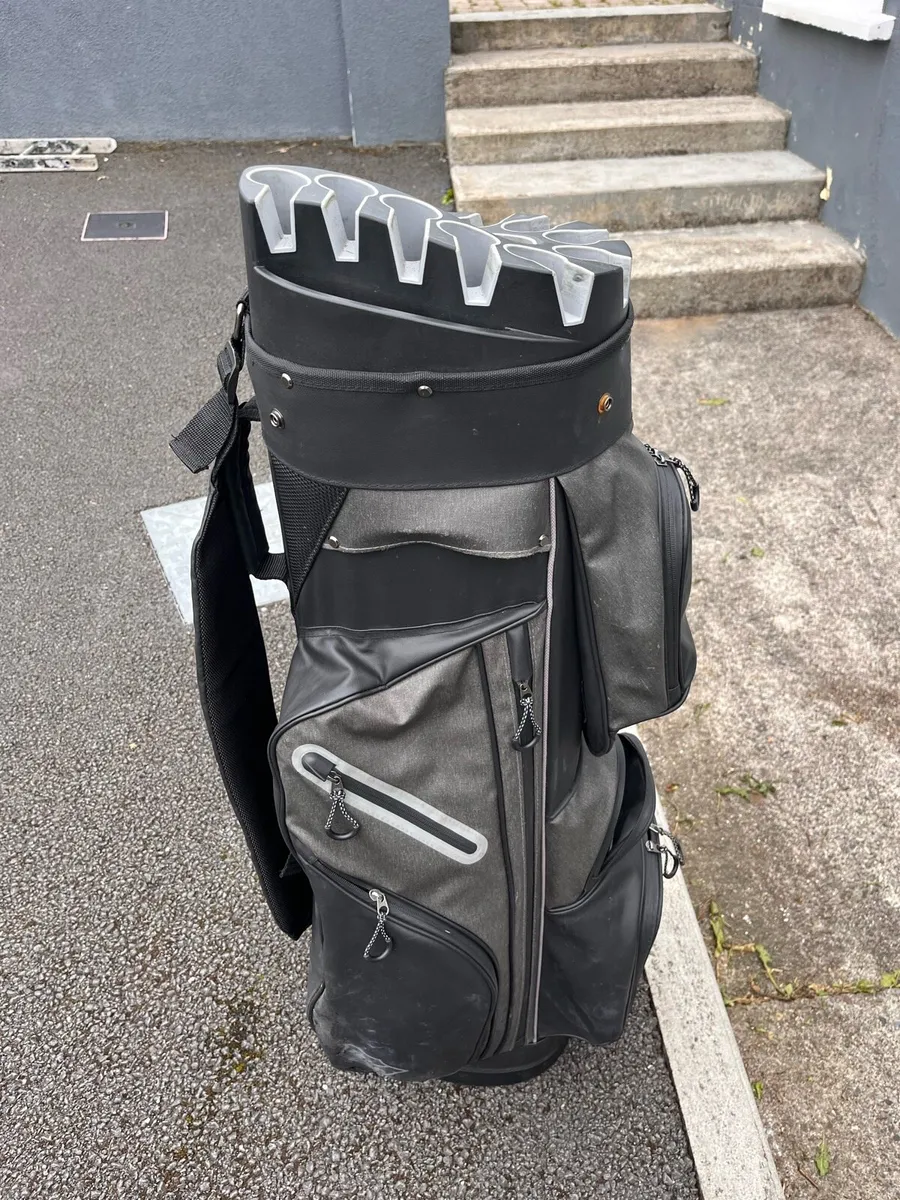 Wilson Waterproof golf bag - Image 3