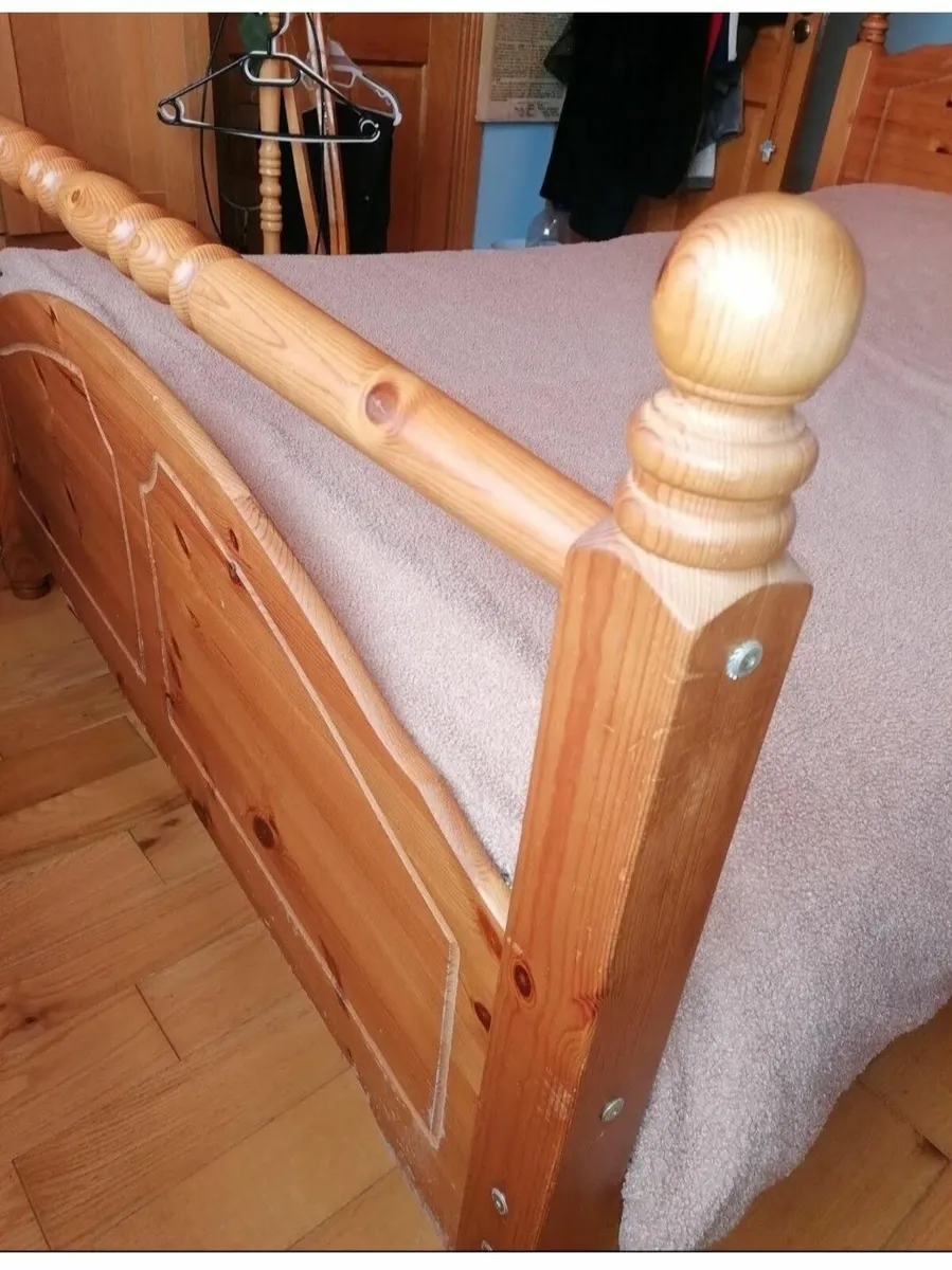 Bed - Image 4