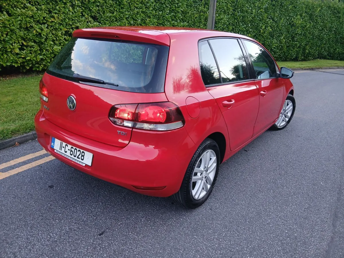 2011 VOLKSWAGEN GOLF 1.6 TDI HIGHLINE NCT/TAX - Image 2