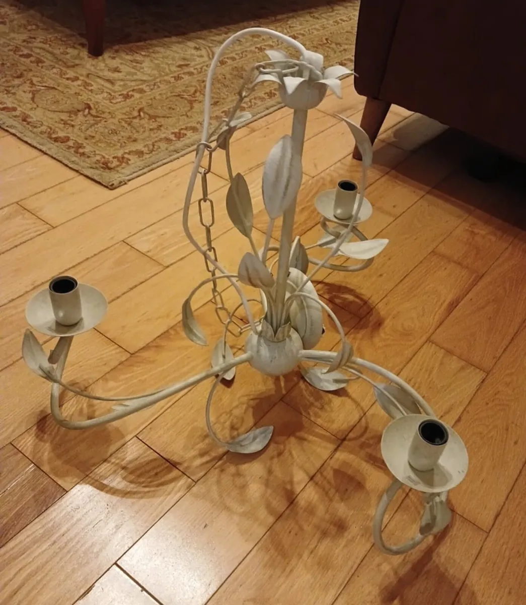 Light fitting - Image 1