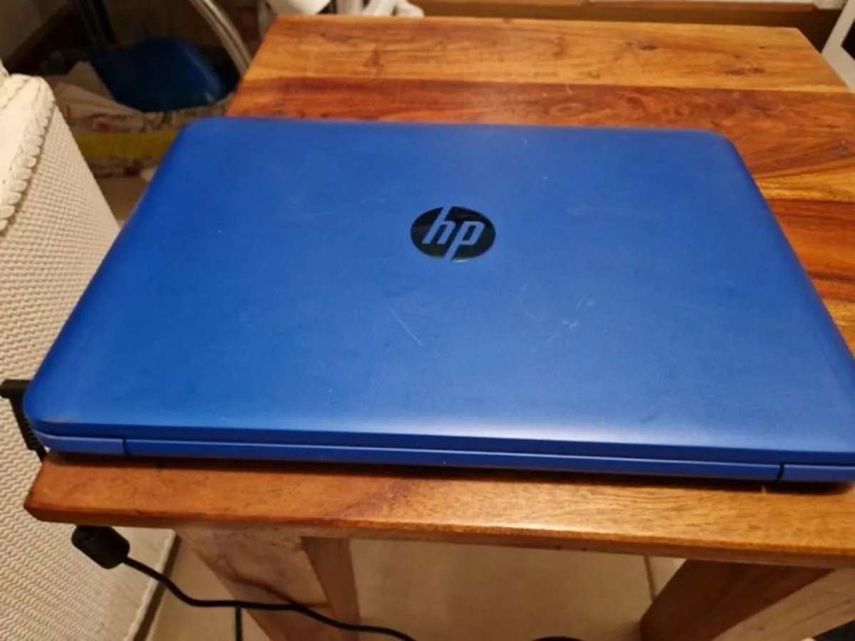 HP Stream Running Ubuntu Linux Excellent Condition - Image 2