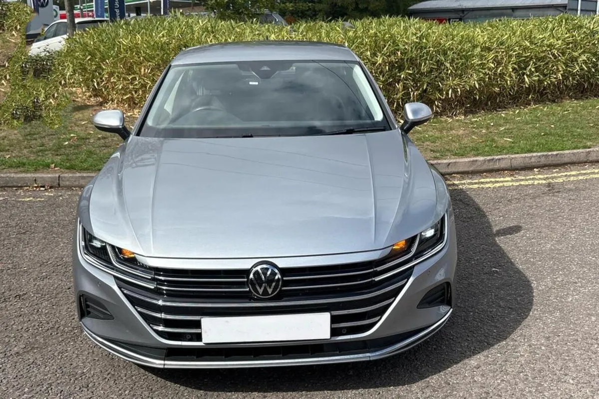 221 Volkswagen Arteon Plug In Hybrid - Image 4