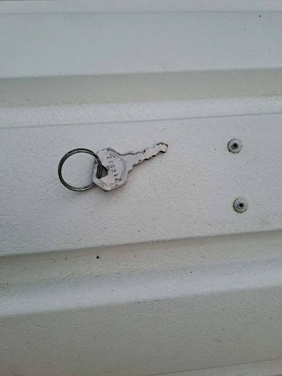 Garage door - Image 3