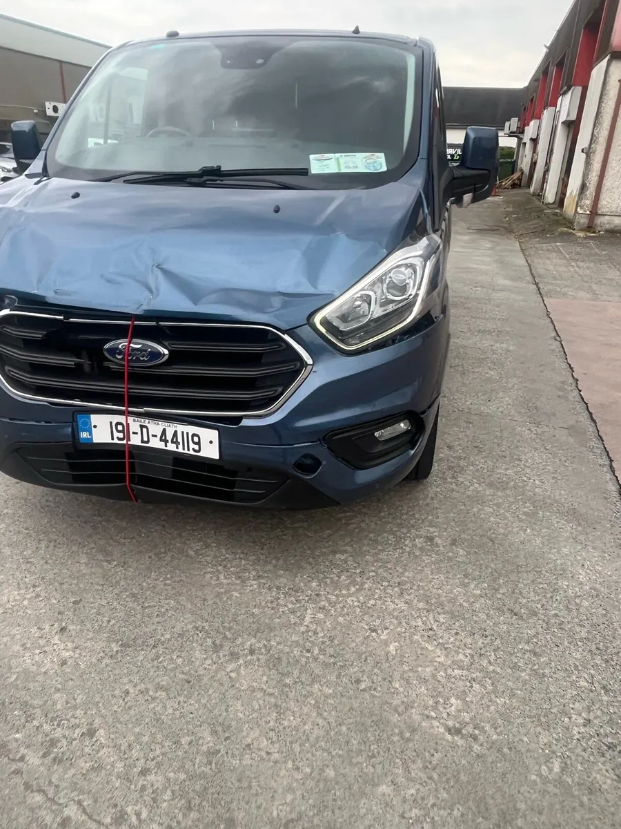 19 transit custom limited edition - Image 4