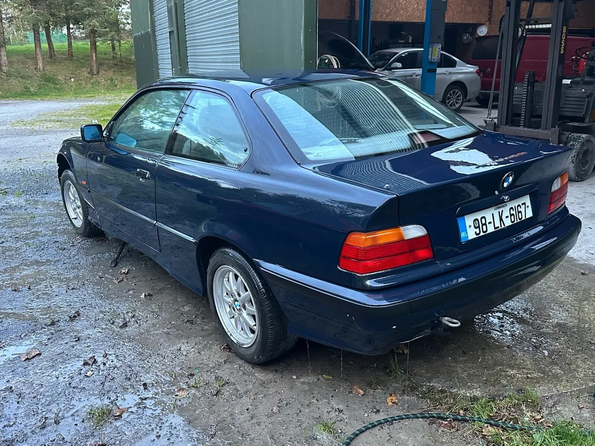 BMW e36 parts /shell - Image 3