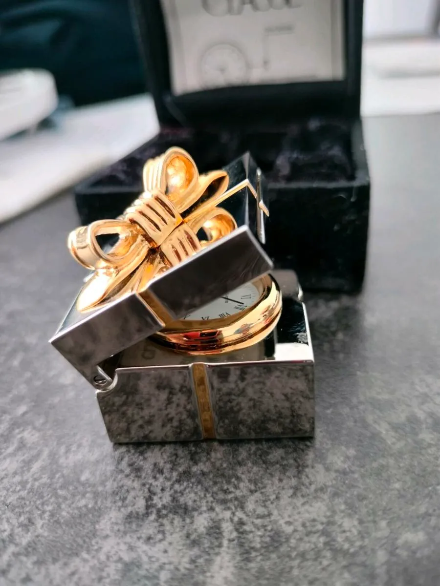 Watch Box Present 🎁 - Image 3