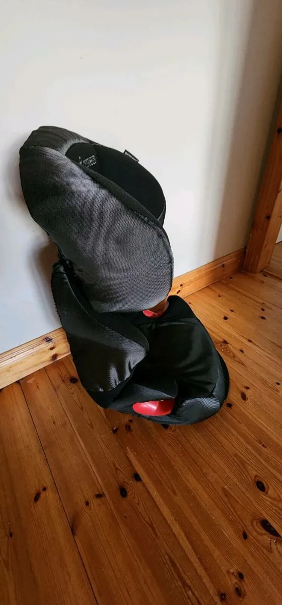 Booster car seat - Image 2