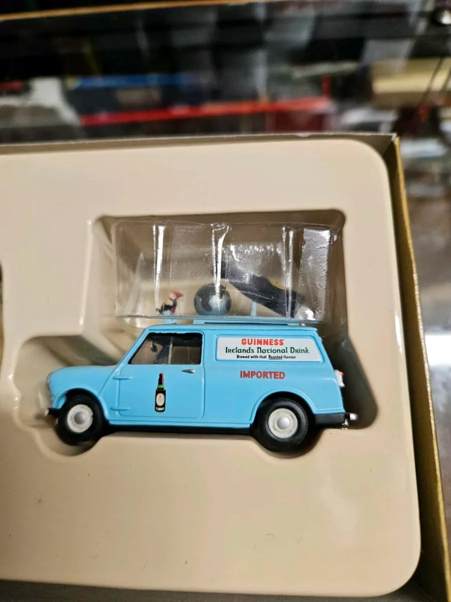 Corgi Guinness Van and Mini set - Image 4
