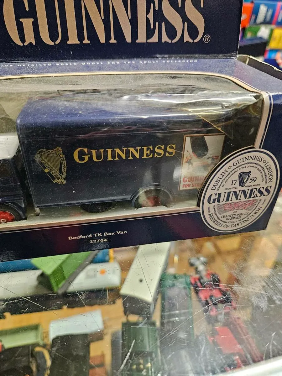 Corgi Guinness Truck 1.50 - Image 3