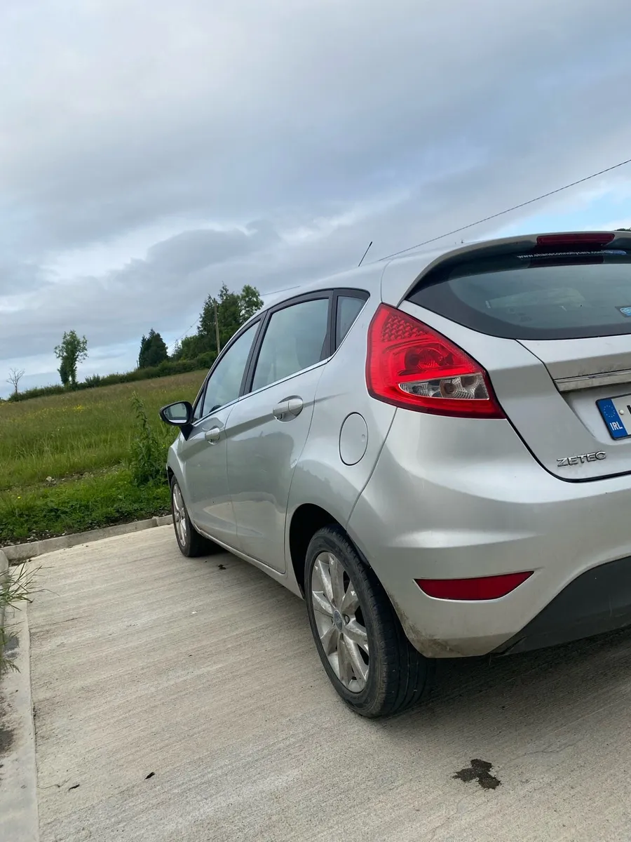 2010 ford fiesta 12 months test - Image 3