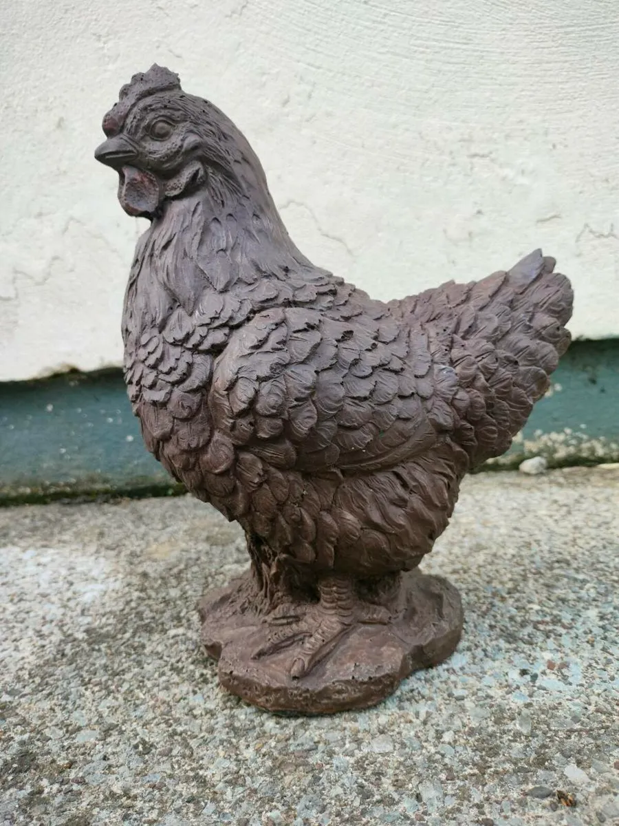 Concrete Chicken Ornament - Image 4
