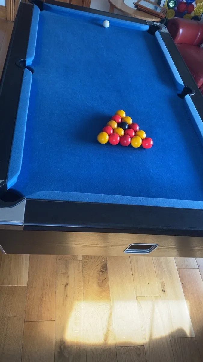 Pool table - Image 3