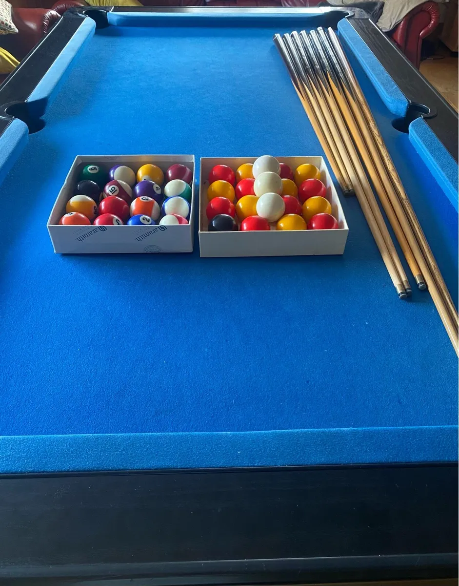 Pool table - Image 4