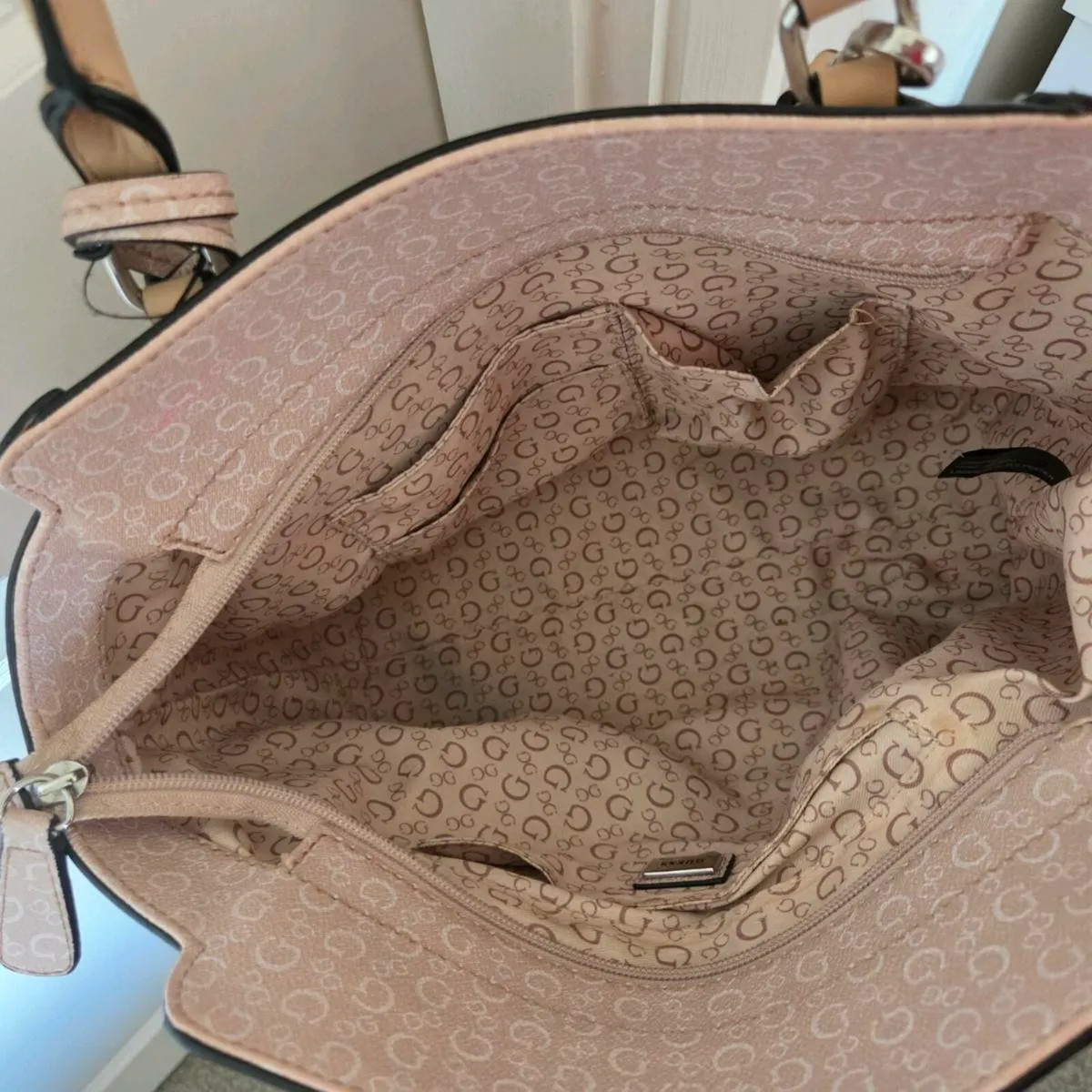 GUESS PINK BAG - Image 4