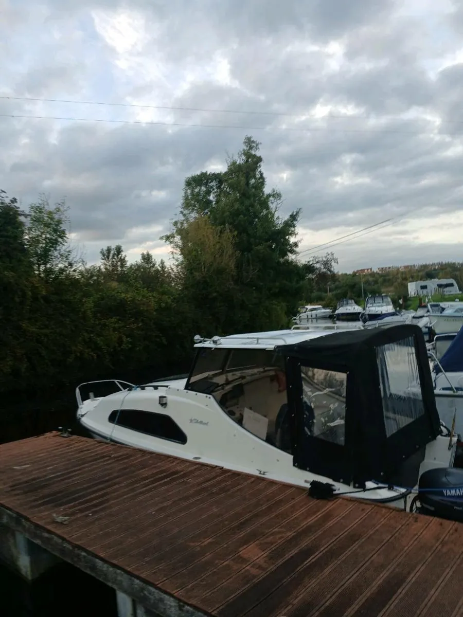 Shetland 610 Boat - Image 1
