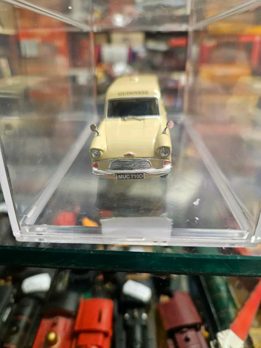 Corgi Code3 Guinness Van - Image 3