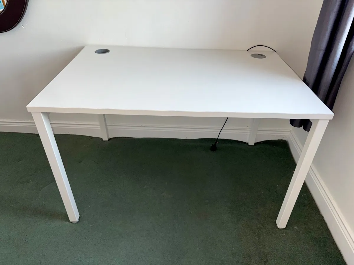 White steel frame home office desk - Image 2