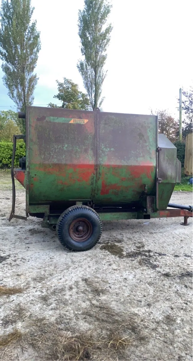 Keenan Beet cleaner/chopper - Image 3