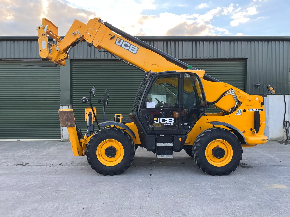 2021  JCB 540-170  (862 Hours) - Image 3