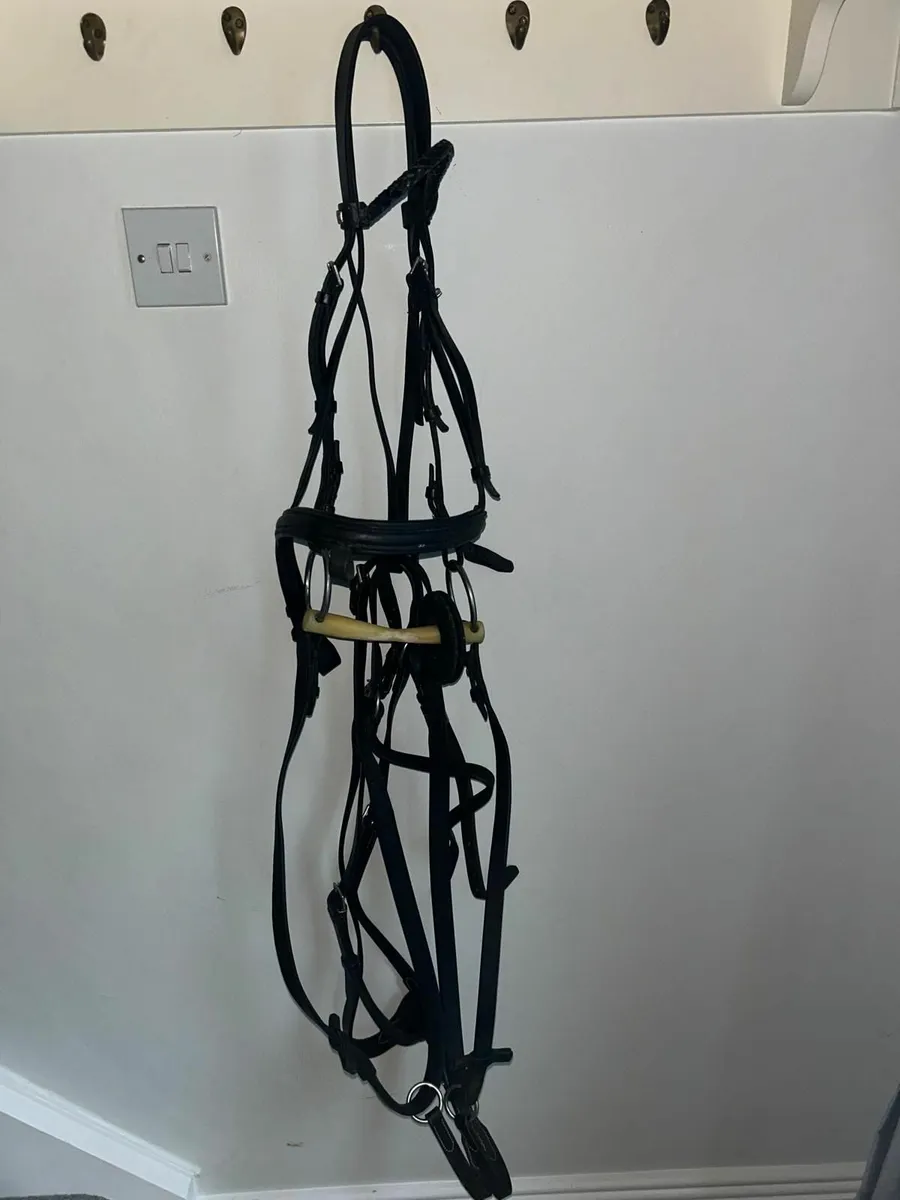 Horse saddle - Image 1